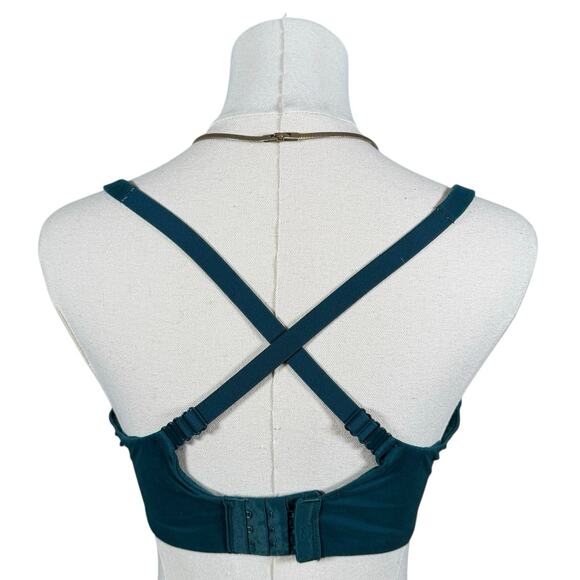 Body by Victoria Green Lace Bra Criss Cross Back Underwire | 34DDD - Picture 2 of 5